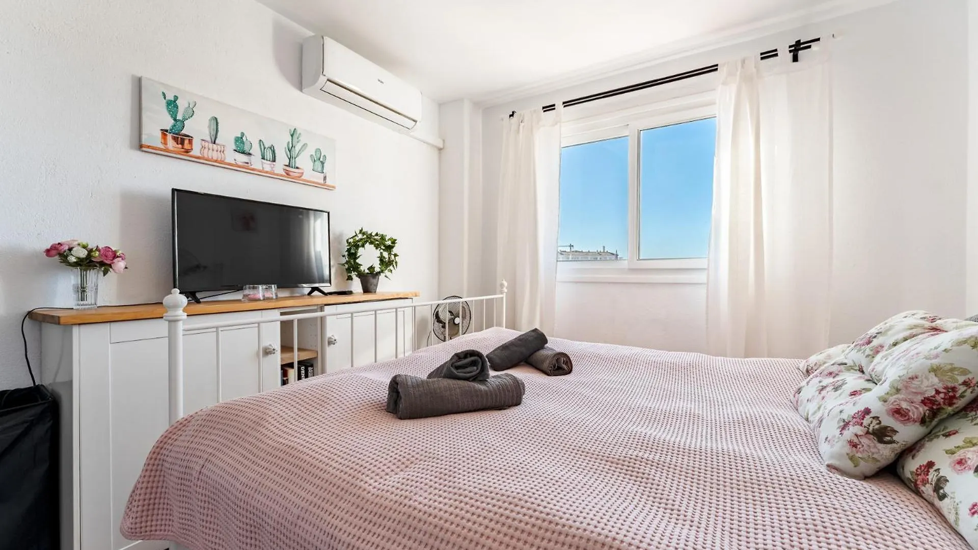 Beautiful Townhouse Close To Fuengirola Malaga